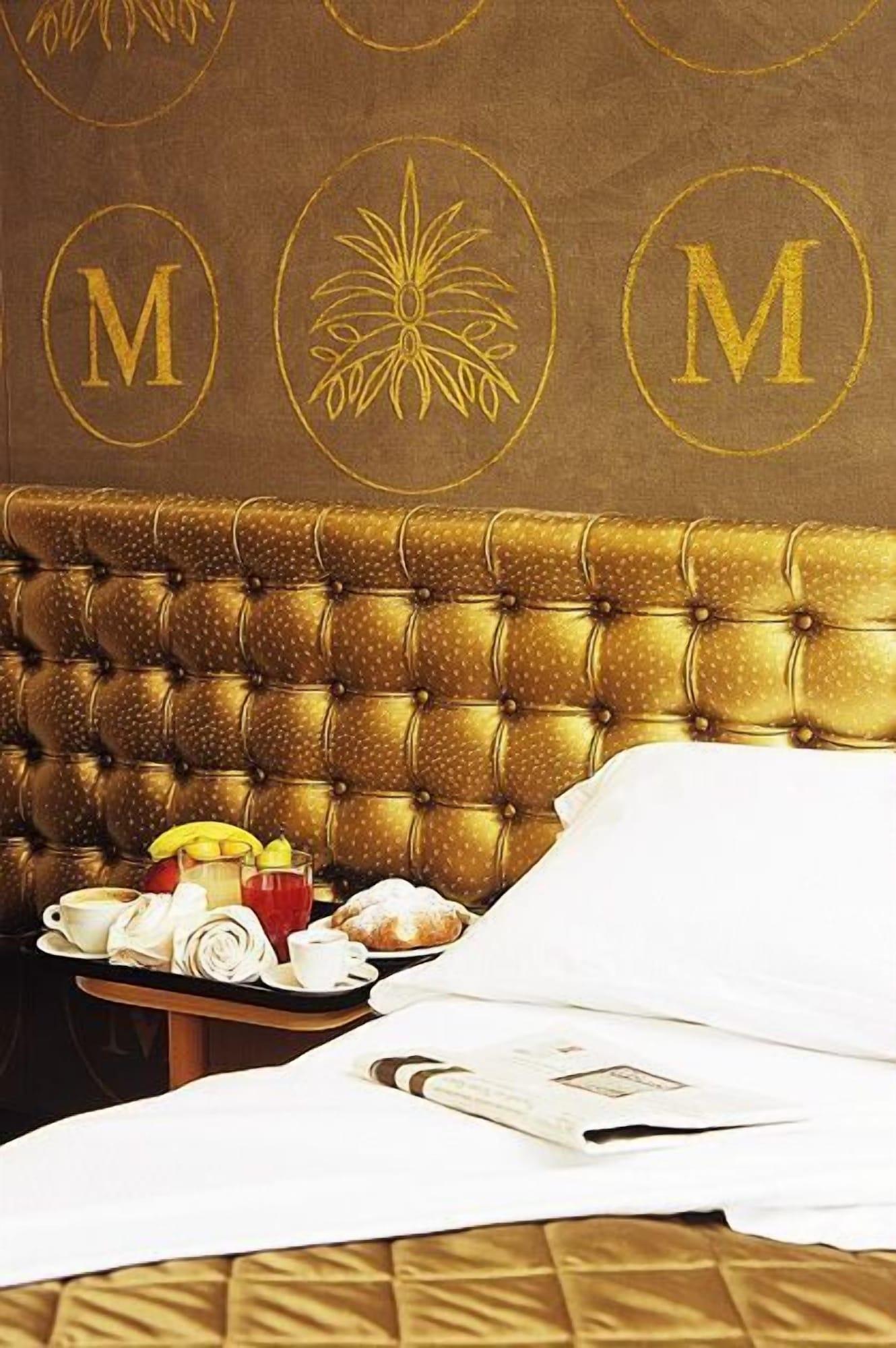 M Glamour Hotel ガビッチェ・マーレ エクステリア 写真